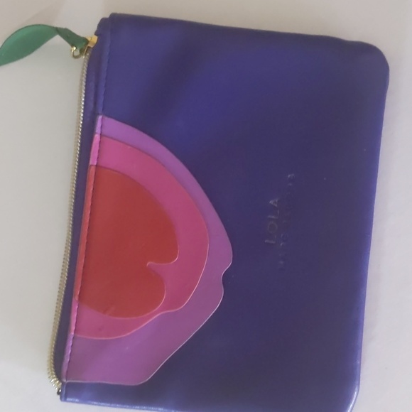 Marc Jacobs Handbags - Mark Jacobs Lola purple small bag
